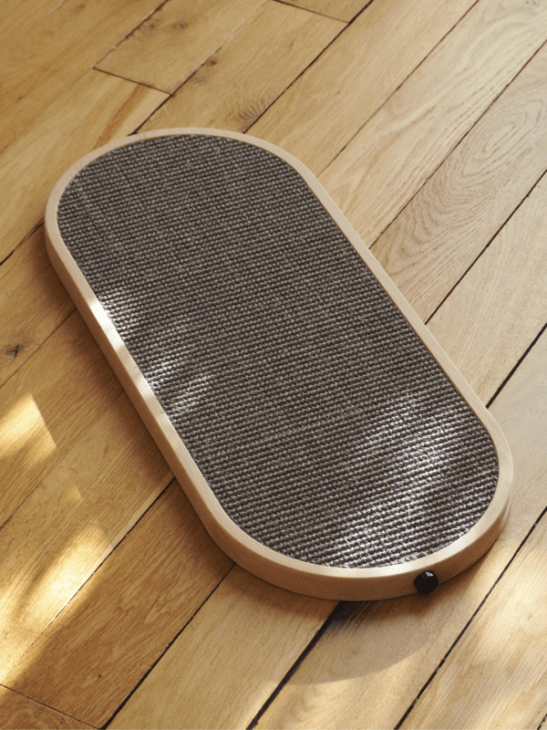 griffoir design pour chat Milo, un griffoir allongé